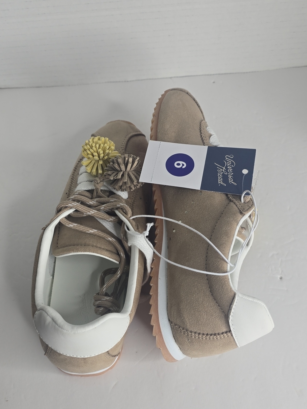 Women's JoJo Sneaker Universal Threads Size 6 - Picture 7 of 9